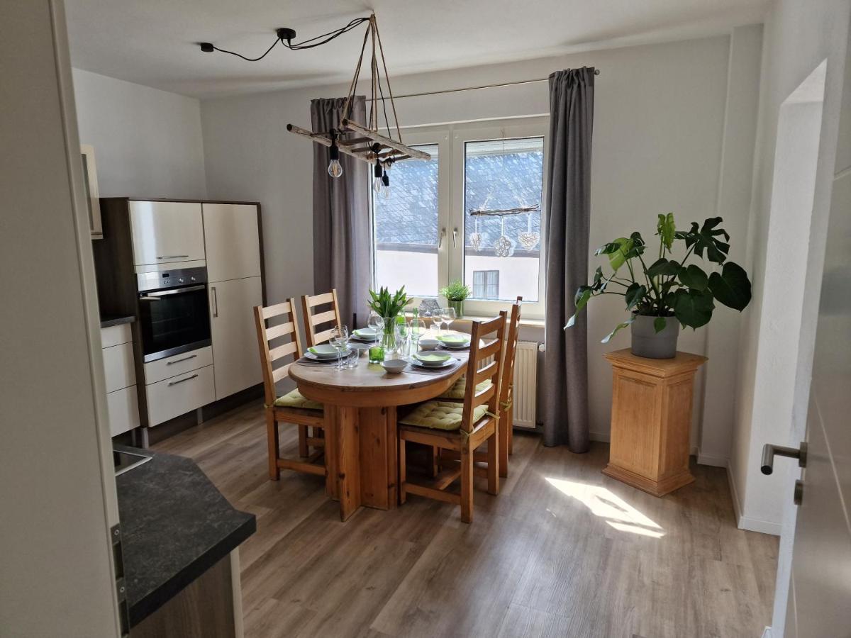 Ferienhaus Steigrhein Filsen Buitenkant foto